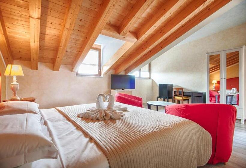 Superior Room, Lady Verona Residence