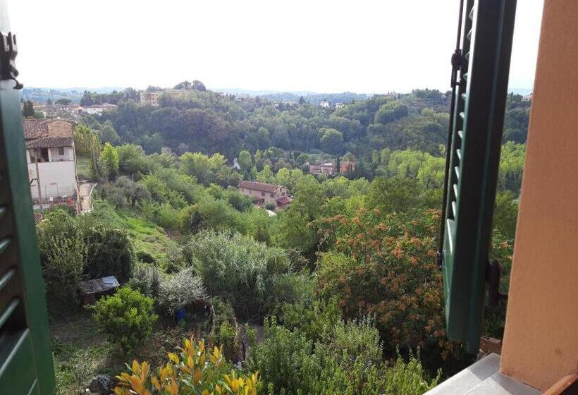 Трехместный Номер Стандарт с Видом, Affitta Camere San Miniato
