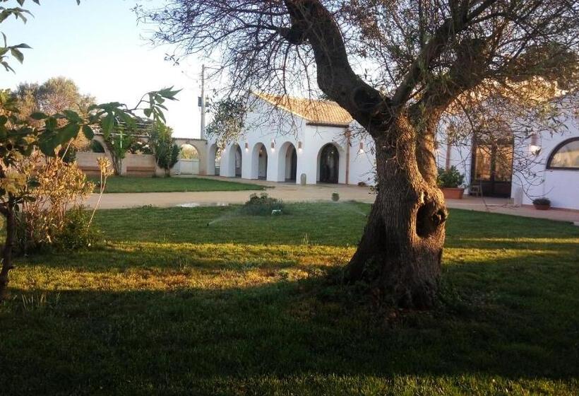Номер Стандарт Трехместный, Masseria Colle Carro Ba07200451000019667