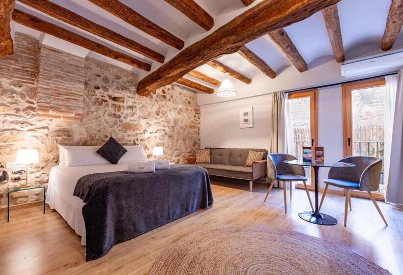 Полулюкс, El Palauet Del Priorat