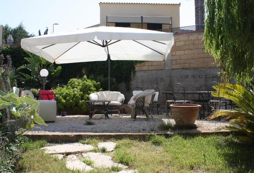 استودیوی لوکس, B&b La Casetta Degli Aranci