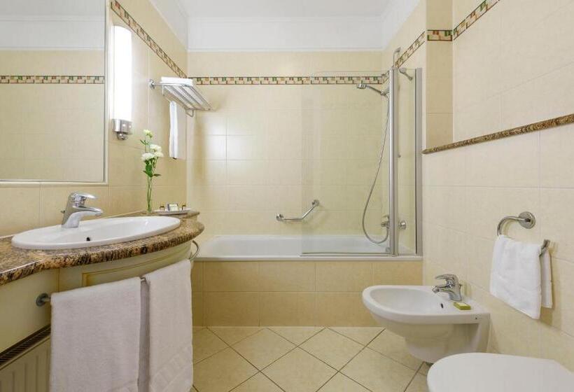 Классический Номер, Danubius Hotel Astoria City Center