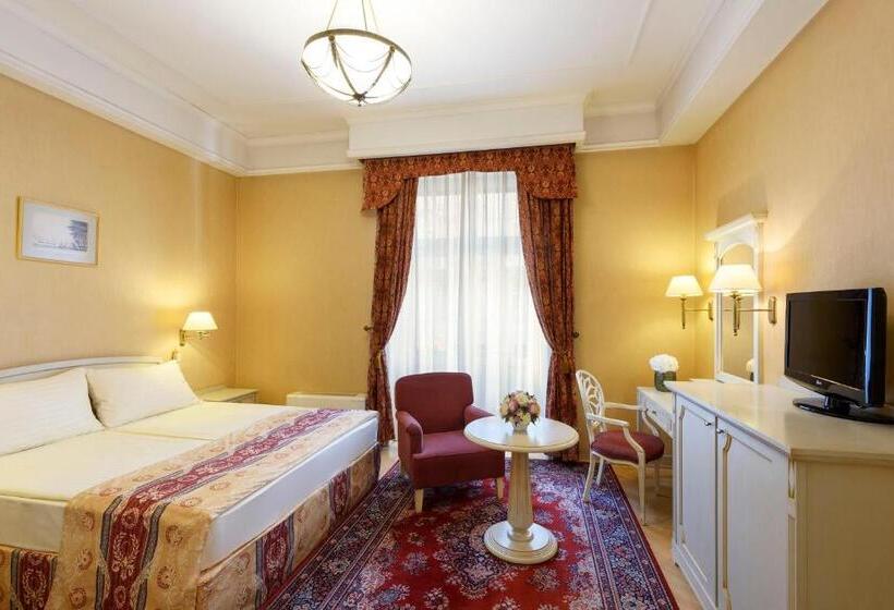 Семейный Номер, Danubius Hotel Astoria City Center