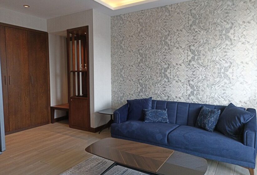 Люкс Повышенной Комфортности, Iris Hotel & Spa