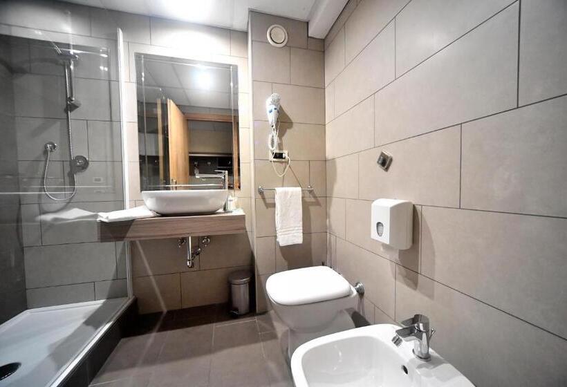 Номер Стандарт, Palace Inn Rome Fiano