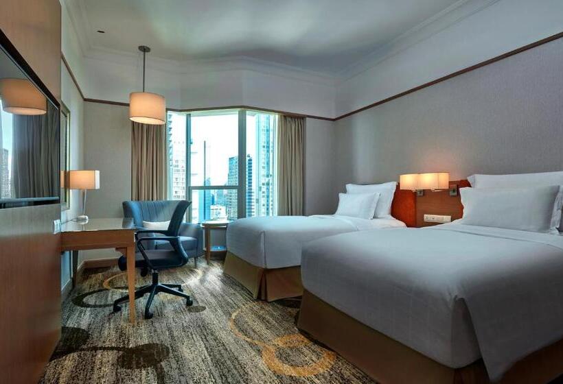 Номер Deluxe, Pullman Kuala Lumpur City Centre Hotel & Residences
