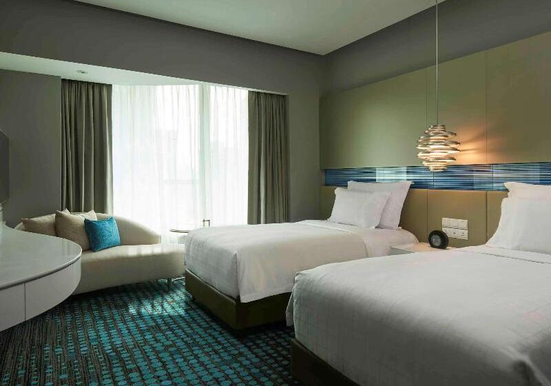 Номер Премиум, Pullman Kuala Lumpur City Centre Hotel & Residences