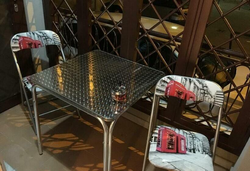 اتاق استاندارد سه نفره, B&b Cuore Di Salerno