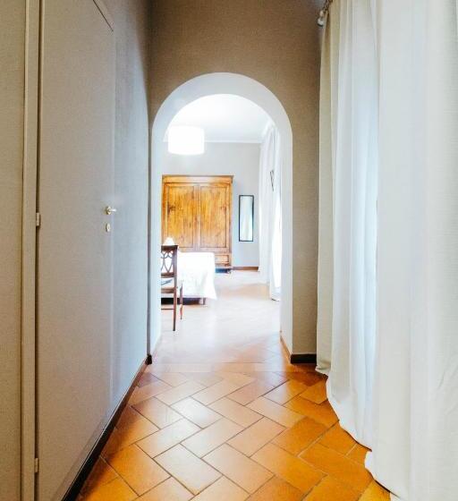 اتاق استاندارد چهار تخته, Residenza Ognissanti