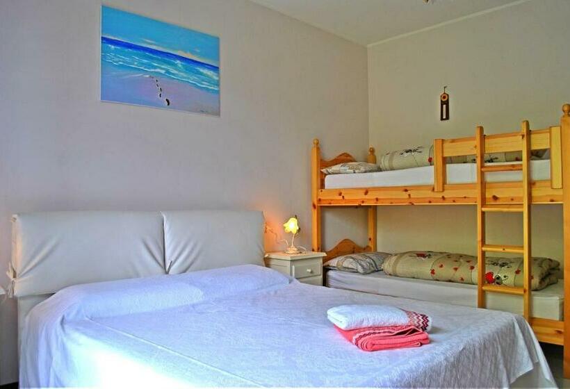 Вилла 1 Спальня Вид на Сад, B&b Marienn