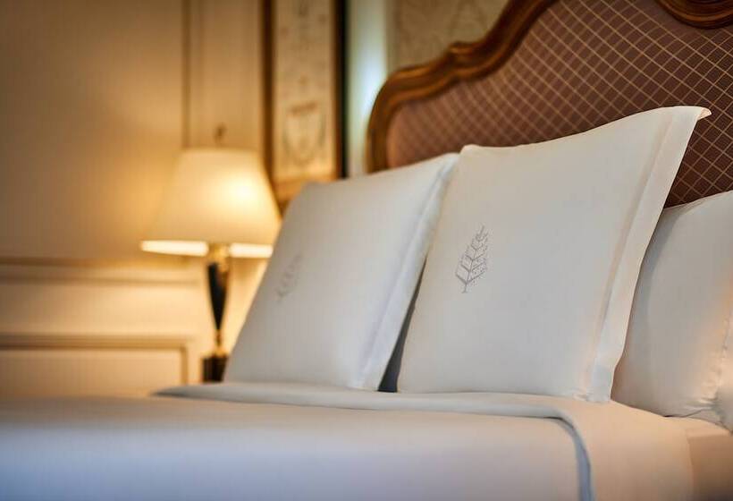 اتاق پرمیوم, Four Seasons  Cairo At The First Residence