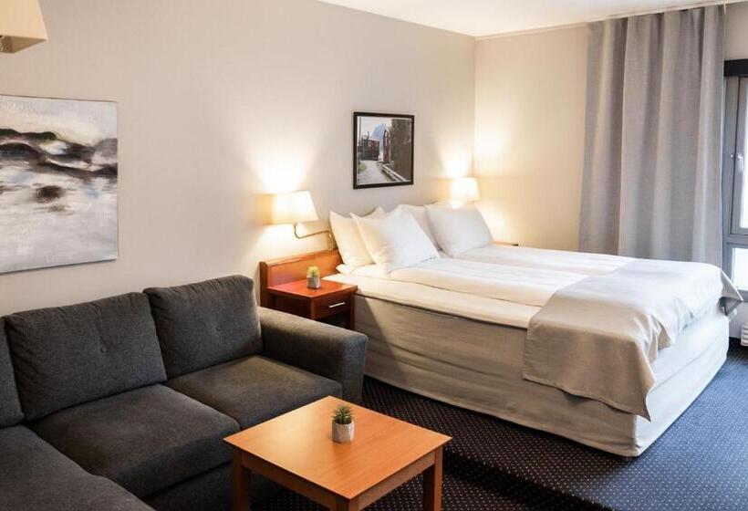 Семейный Номер, Frøken Skjolds Hotel Lyngengården