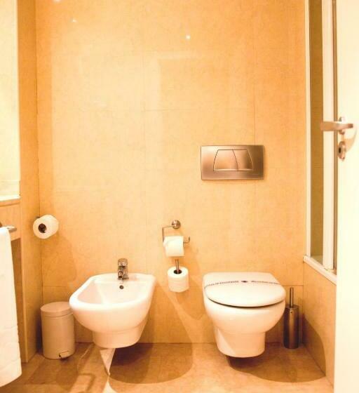 Habitación Cuádruple Estándar, Mediterraneo