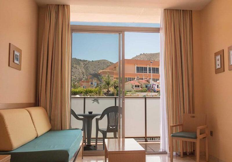 Habitación Estándar, Mediterraneo