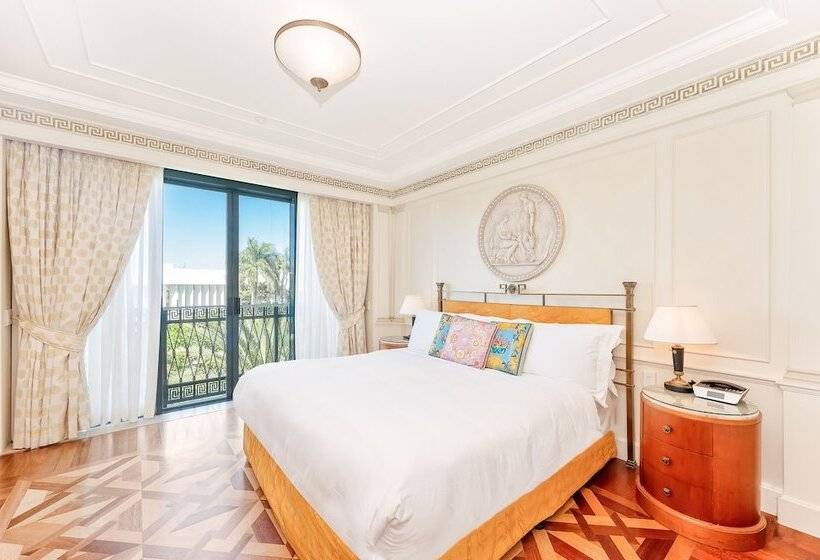 Люкс Superior, Imperial Hotel Gold Coast