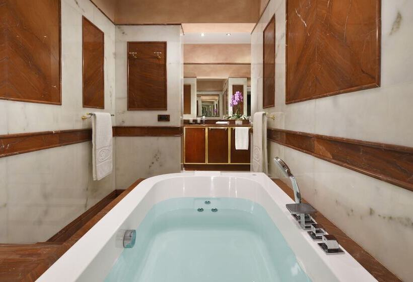 Люкс Повышенной Комфортности, Swiss Diamond Hotel & Spa