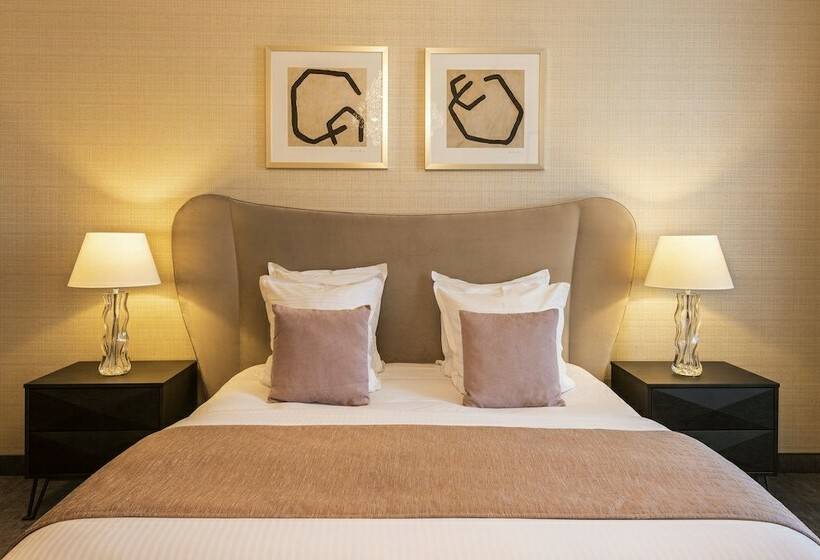 Люкс Повышенной Комфортности, Dukes  Arches Brugge   By Dukes  Hotel Collection