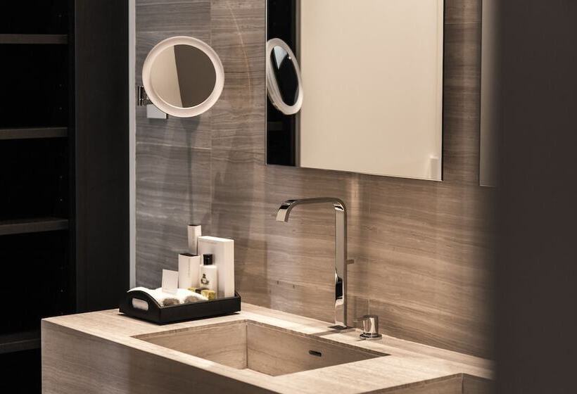 سوئیت با چشم‌انداز, Intercontinental Malta, An Ihg
