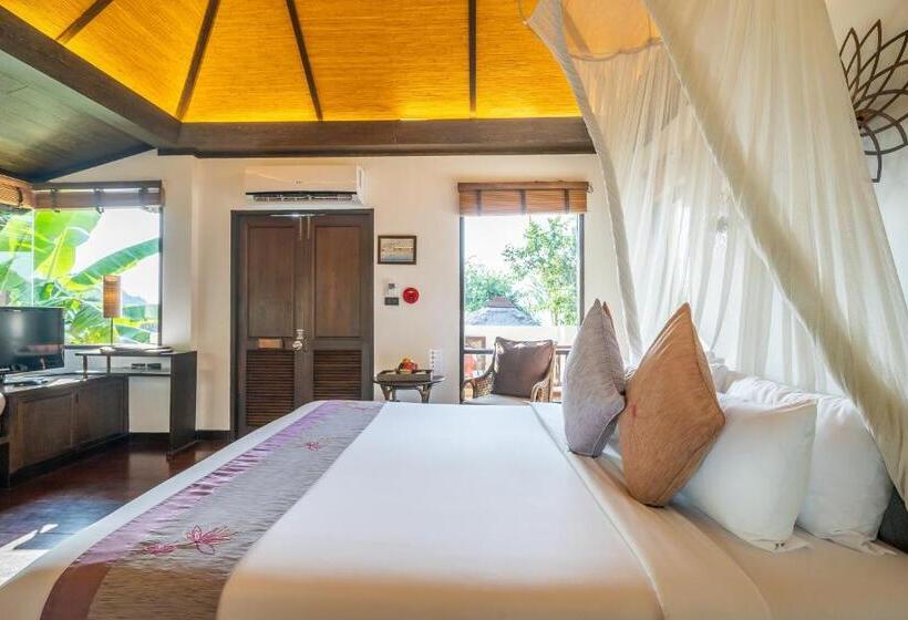Дом 1 Спальня, Le Vimarn Cottages & Spa