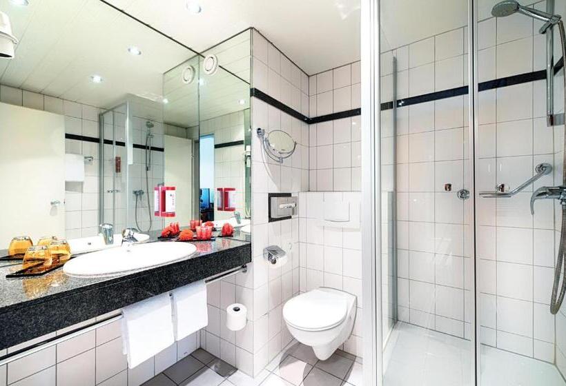 Номер Комфорт, Leonardo Hotel Heidelberg