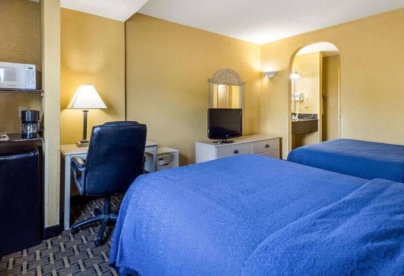 스탠다드 룸 더블 침대 2개, Quality Inn & Suites On The Beach