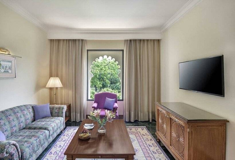 Люкс, Trident Udaipur