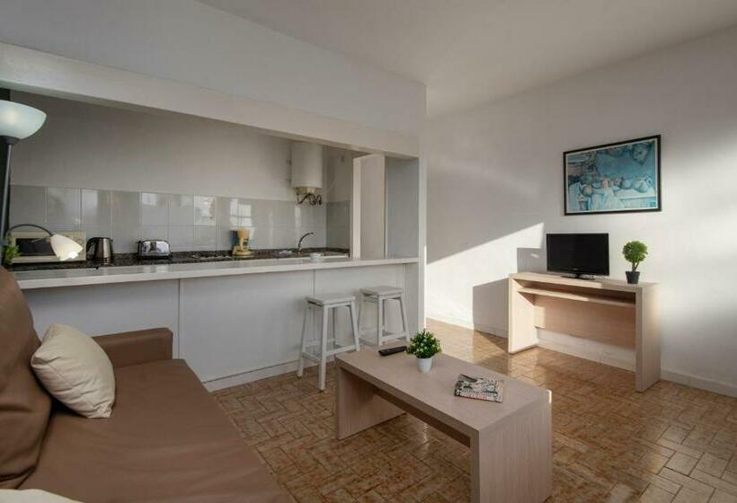 Апартаменты 1 Спальня, Rocas Blancas Apartments