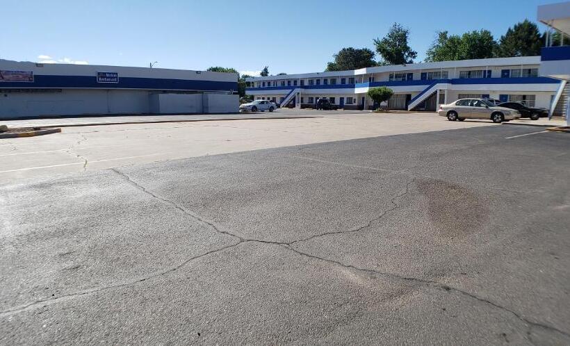 Номер Deluxe, Motel 6canon City, Co 7194581216