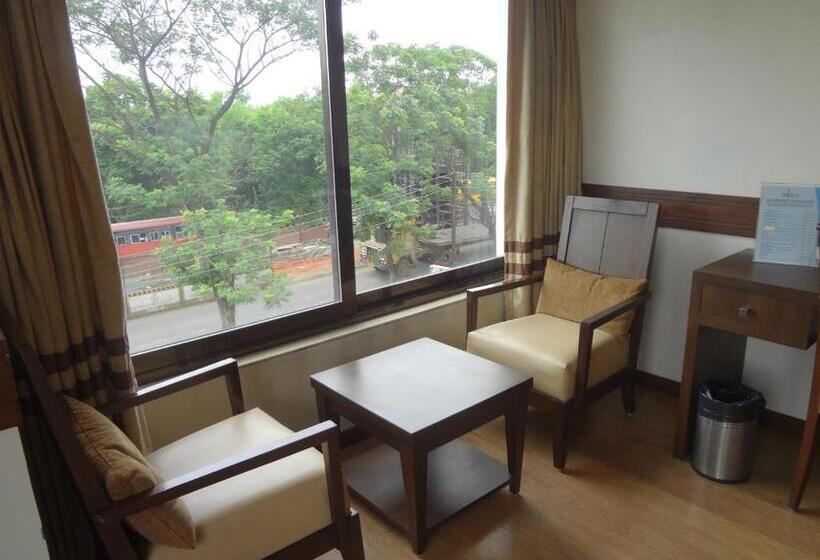 اتاق پرمیوم, The Legend Inn @nagpur