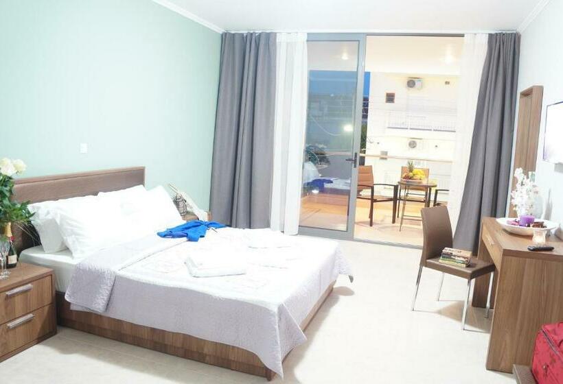 Номер Стандарт Трехместный, Centrum Rooms