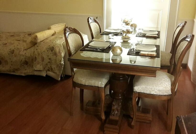 سوییت خانوادگی, Palazzo Salini Luxury B&b
