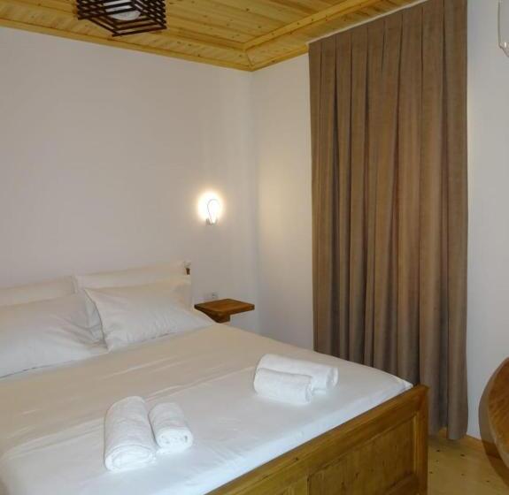 家庭间, Guesthouse Riverside
