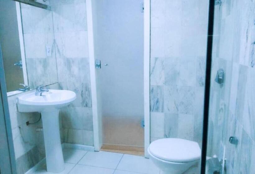 Семейный Номер, Dan Inn Express Porto Alegre   Próximo Ao Araújo Vianna E Ao Complexo Hospitalar Santa Casa
