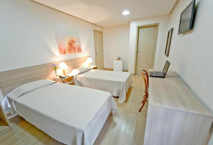 Номер Стандарт, Dan Inn Express Porto Alegre   Próximo Ao Araújo Vianna E Ao Complexo Hospitalar Santa Casa