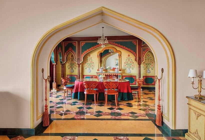 سوییت اجرایی, Jw Marriott Hotel Cairo