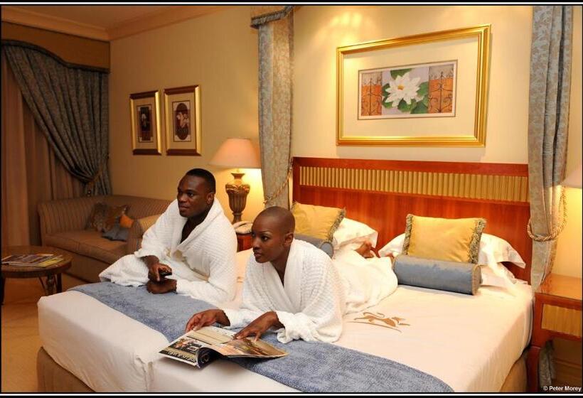 Номер Superior Кровать Кинг, Peermont D Oreale Grande At Emperors Palace