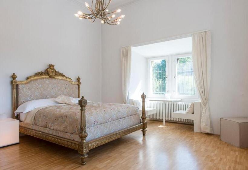 Люкс Повышенной Комфортности, Schloss Münchenwiler