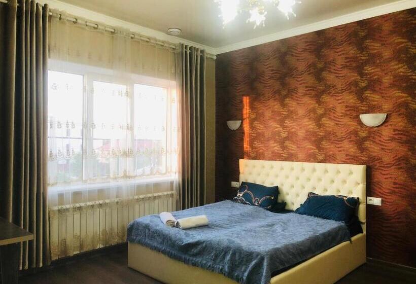 اتاق استاندارد, Sweet Home Hostel