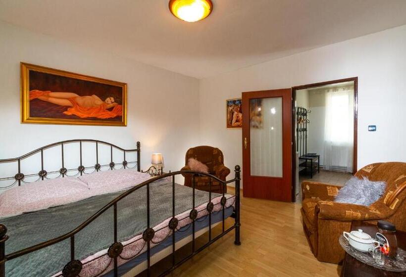 Номер Deluxe, Penzion Kozí Farma Nový Dvůr