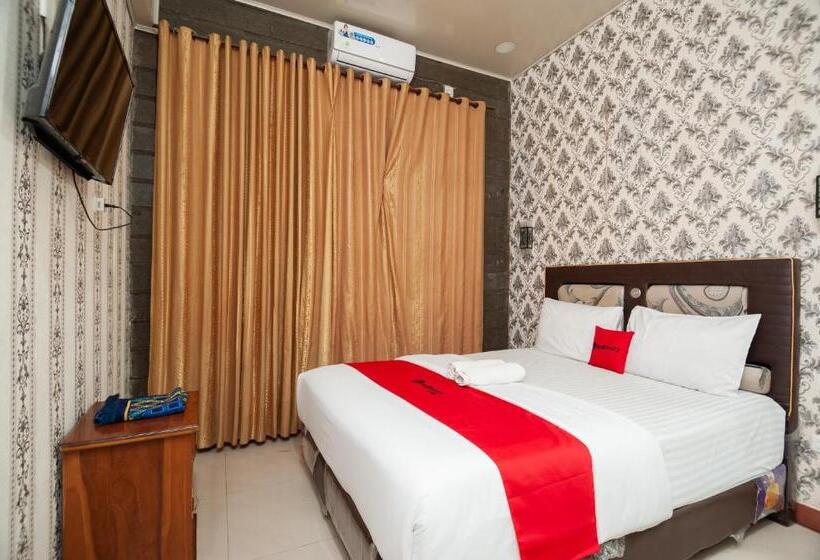 디럭스 룸, Reddoorz Syariah At Bumi Siliwangi Residence Padang