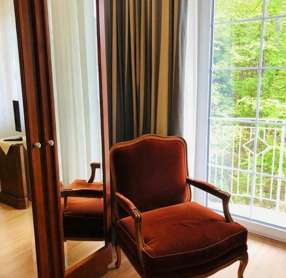 Номер Стандарт Индивидуальный с Балконом, Schloss Kurhotel Strobl