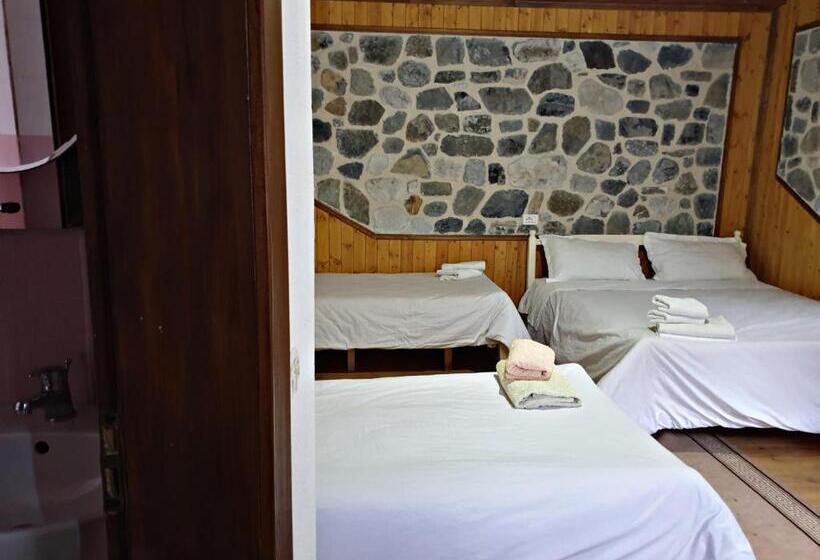 Семейный Номер, Guest House Flodisa