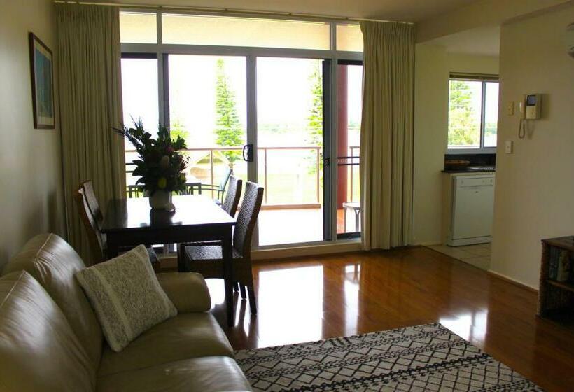 Апартаменты Deluxe 2 Спальни, Sunrise Luxury Apartments