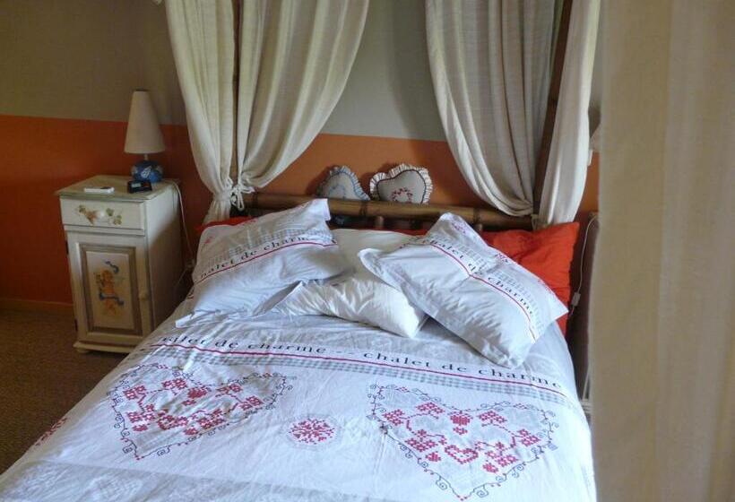 غرفة قياسية مطلّة علي حمام السباحة, B&b L Escale