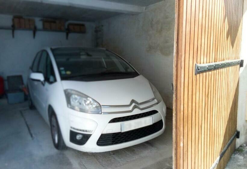 Номер Стандарт, Hote Aix Centre Garage Piscine