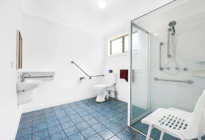חדר סטנדרט מותאם לאדם עם מוגבלויות, Tamworth Lodge Motel