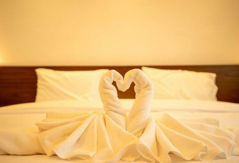 اتاق لوکس, Intouch Riverside