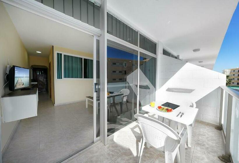 Apartamento 1 Quarto Vista Piscina, Apartamentos Strelitzias