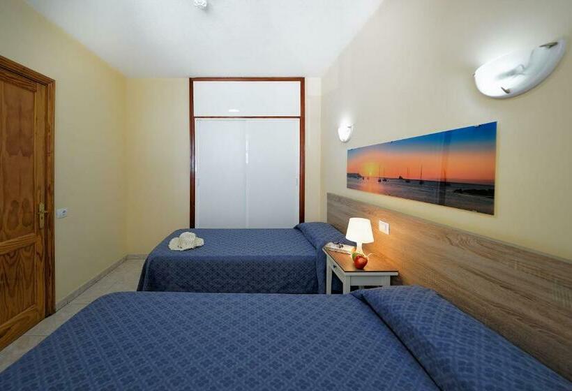 Апартаменты 1 Спальня Вид на Бассейн, Apartamentos Strelitzias