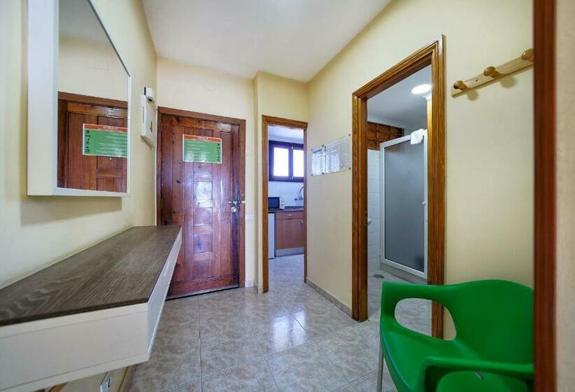 Апартаменты 1 Спальня Вид на Бассейн, Apartamentos Strelitzias